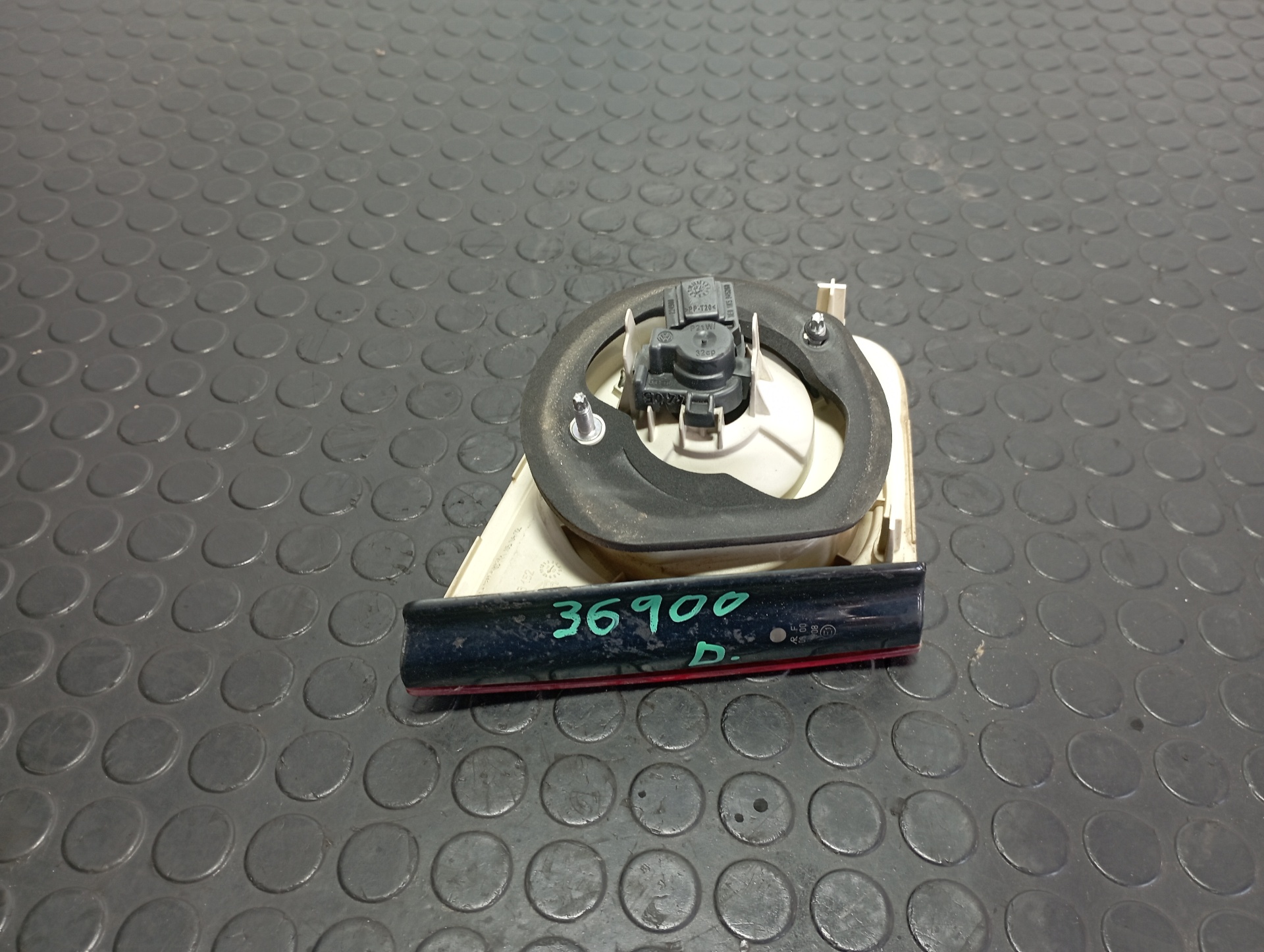 PILOTO PORTON DERECHO VOLKSWAGEN JETTA (1K2) - vista 3