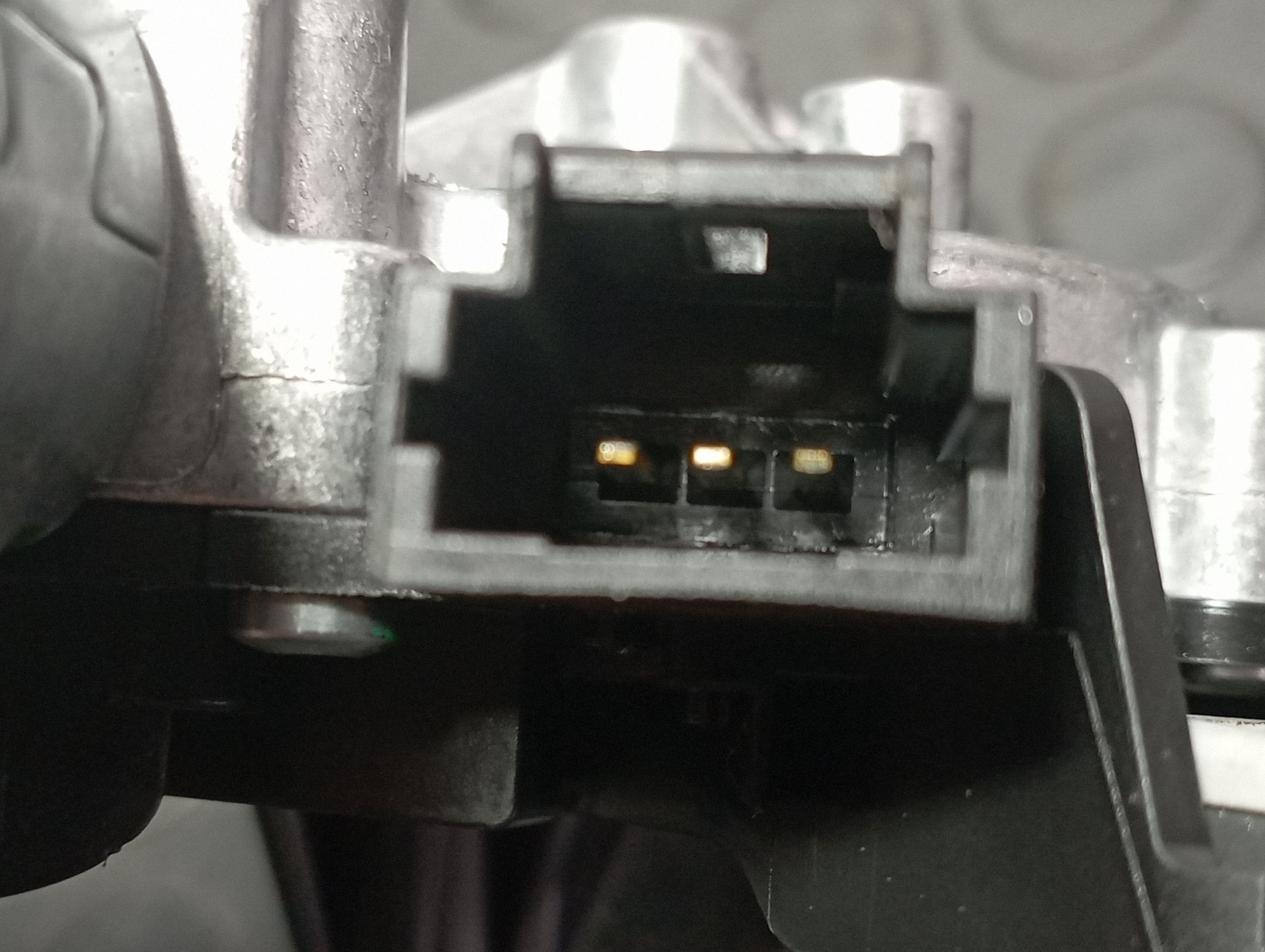 MOTOR LIMPIA TRASERO DACIA DUSTER II - vista 2