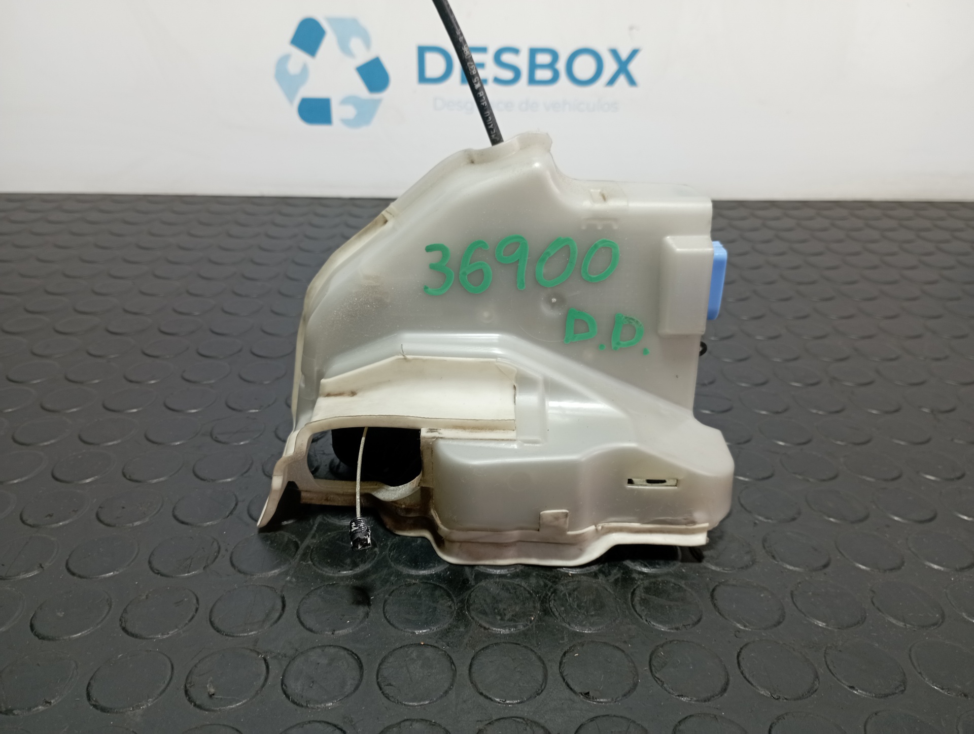 CERRADURA PUERTA DELANTERA DERECHA VOLKSWAGEN JETTA (1K2)