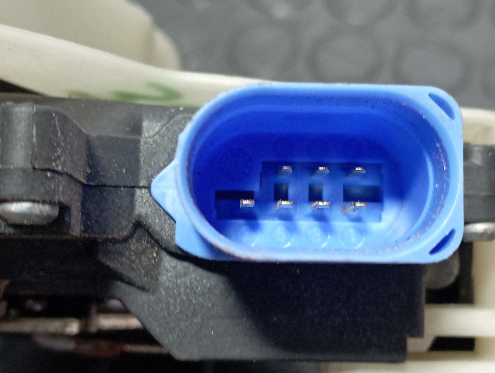 CERRADURA PUERTA TRASERA DERECHA VOLKSWAGEN JETTA (1K2) - vista 5