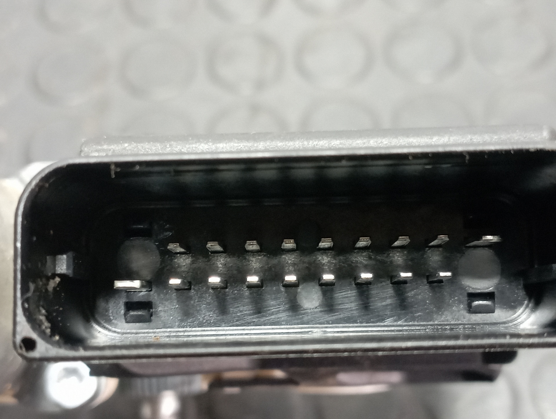 MOTOR ELEVALUNAS TRASERO IZQUIERDO VOLKSWAGEN JETTA (1K2) - vista 4