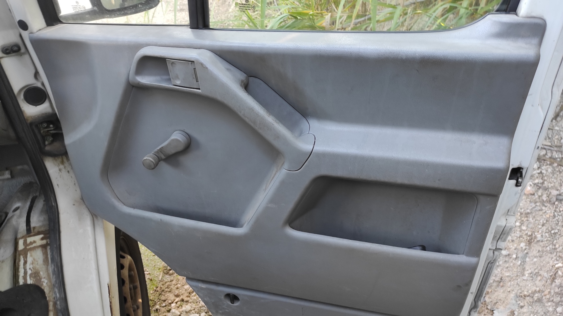 PORTON TRASERO IZQUIERDO VOLKSWAGEN LT CAJA CERRADA / COMBI (MOD. 1997) - vista 4