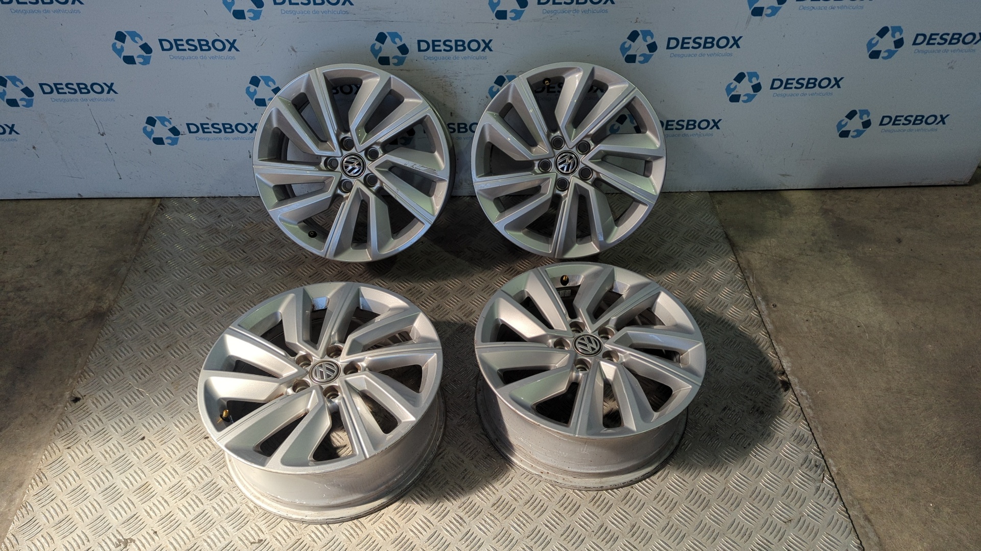 JUEGO LLANTAS VOLKSWAGEN T-CROSS (D31)