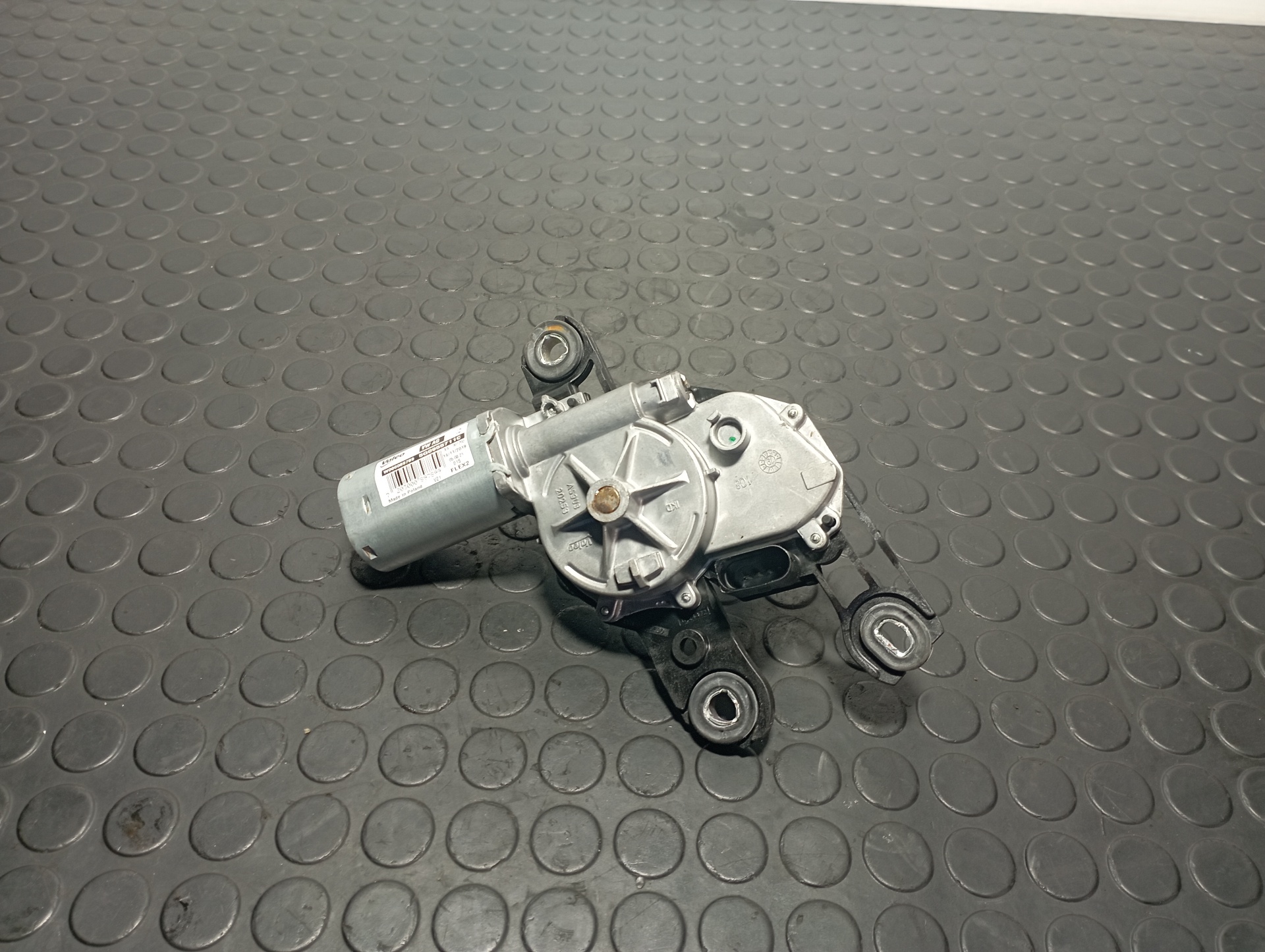 MOTOR LIMPIA TRASERO VOLKSWAGEN T-CROSS (D31) - vista 3