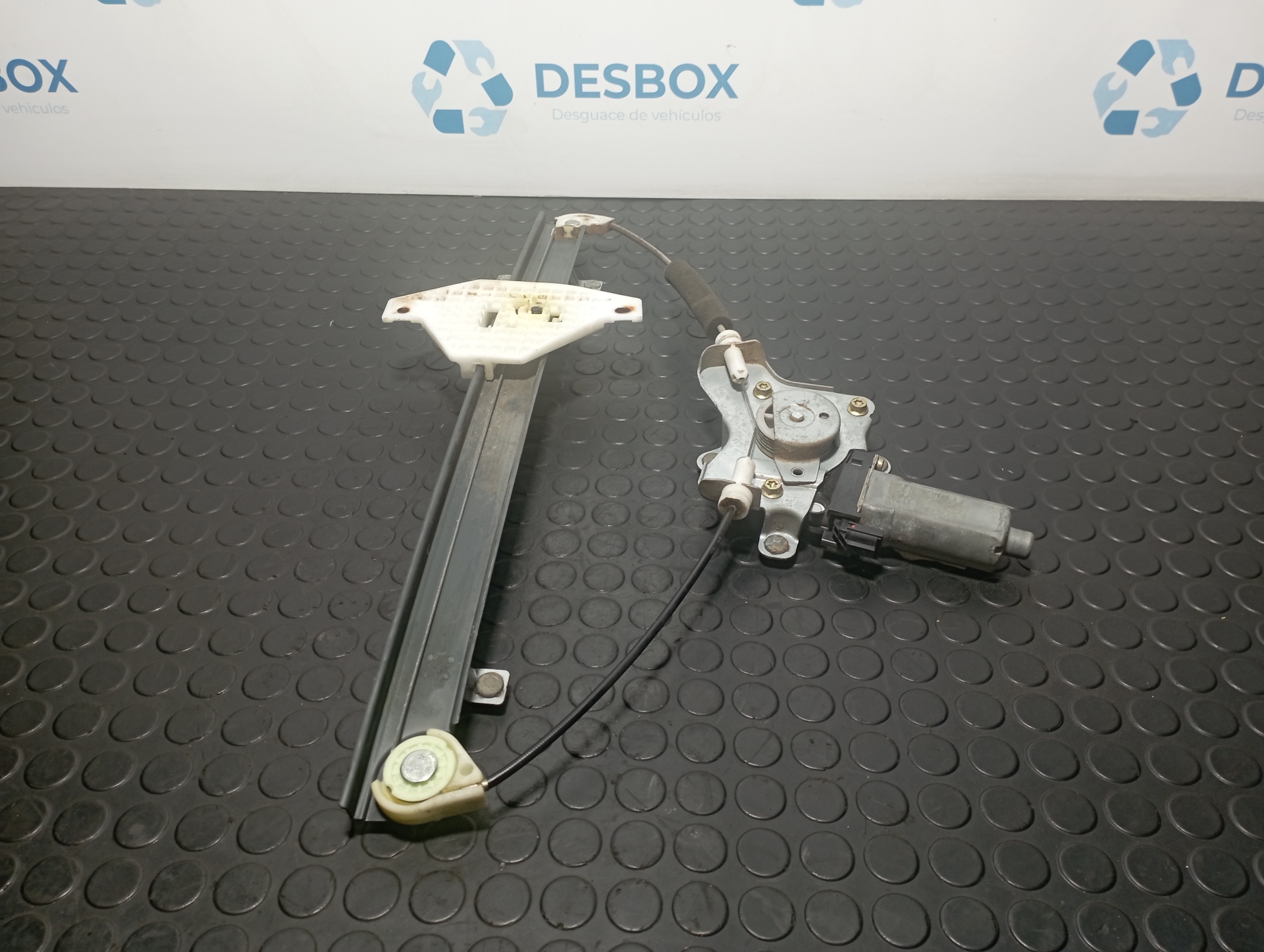 ELEVALUNAS TRASERO IZQUIERDO SSANGYONG KYRON - vista 3