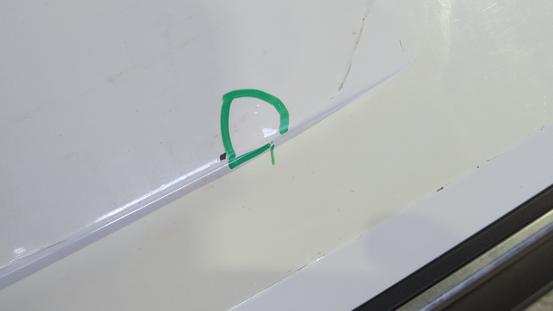 PARAGOLPES TRASERO VOLKSWAGEN GOLF VII LIM. - vista 2