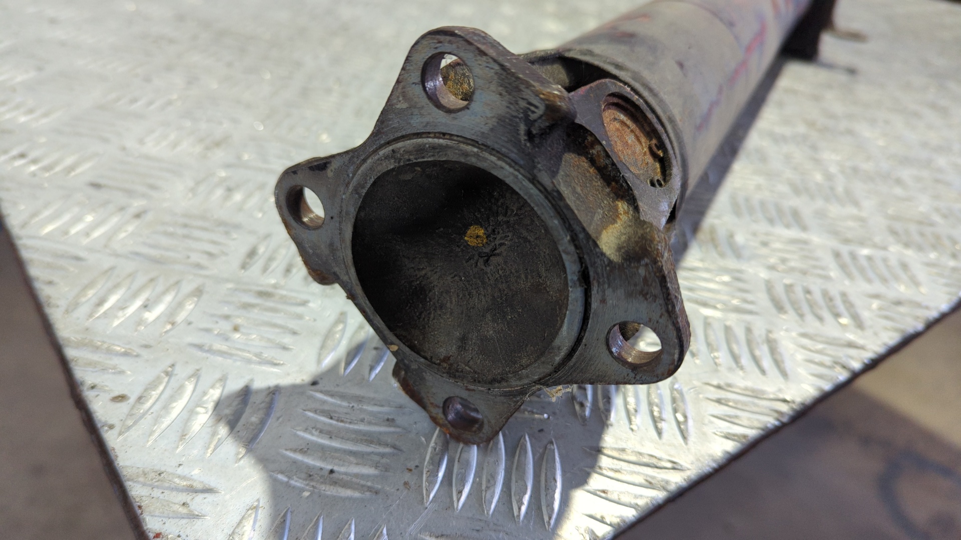 TRANSMISION CENTRAL IVECO DAILY COMBI - vista 3