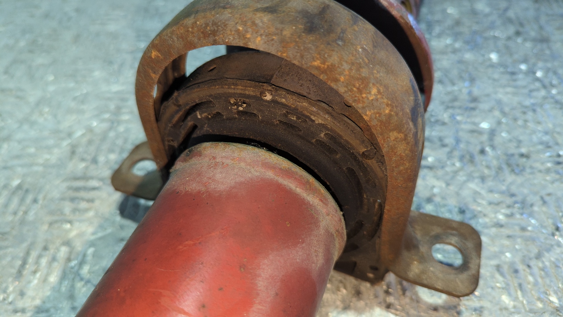 TRANSMISION CENTRAL IVECO DAILY COMBI - vista 5