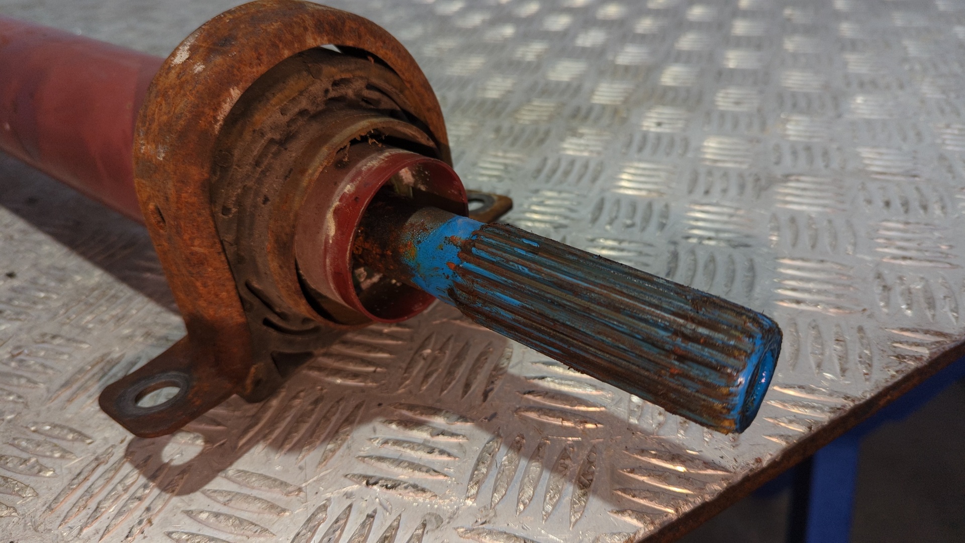 TRANSMISION CENTRAL IVECO DAILY COMBI - vista 6