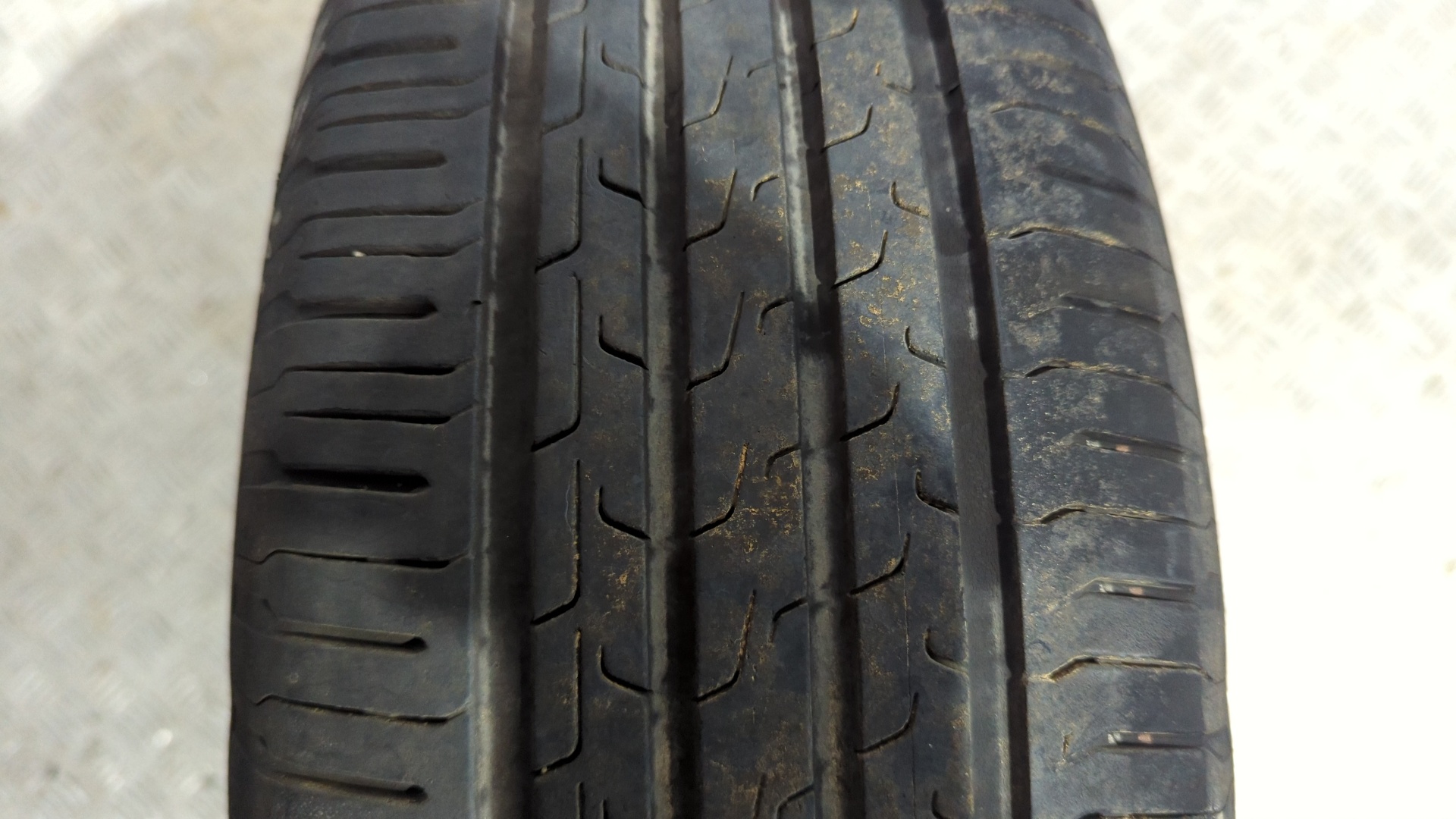 JUEGO LLANTAS DACIA DUSTER II - vista 13