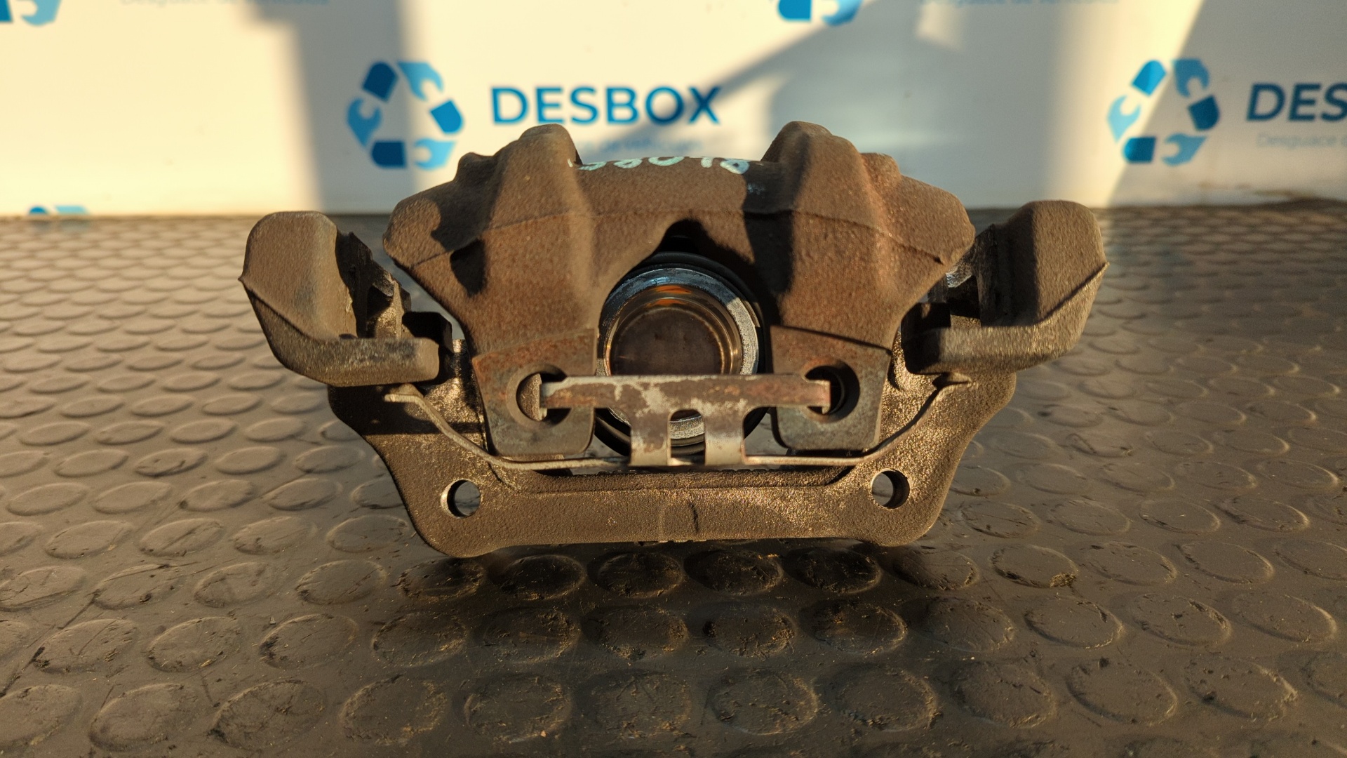 PINZA DE FRENO DELANTERA DERECHA BMW SERIE 3 LIM. (F30) - vista 2