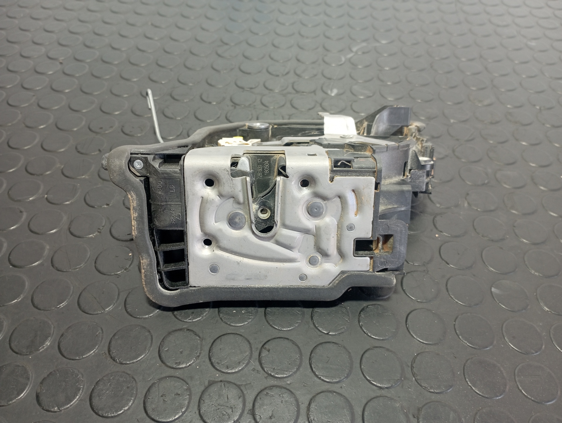 CERRADURA PUERTA DELANTERA IZQUIERDA BMW SERIE X1 (F48) - vista 3