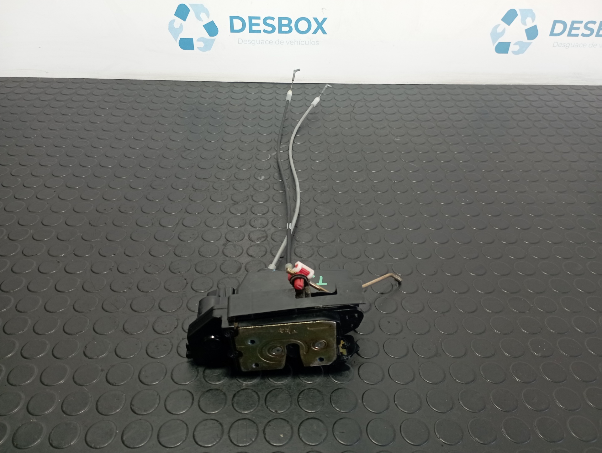 CERRADURA PUERTA TRASERA DERECHA SSANGYONG KYRON