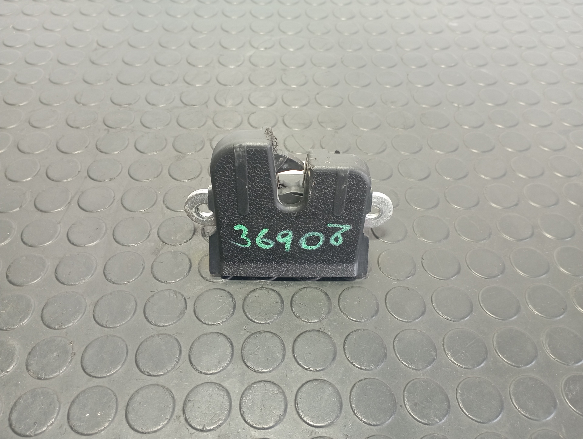 CERRADURA MALETERO / PORTON VOLKSWAGEN GOLF VII LIM. - vista 2