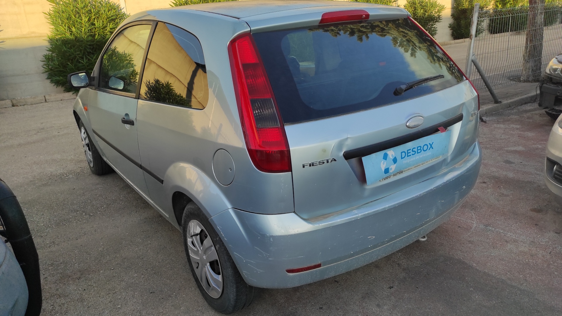 AMORTIGUADORES MALETERO / PORTON FORD FIESTA - vista 8