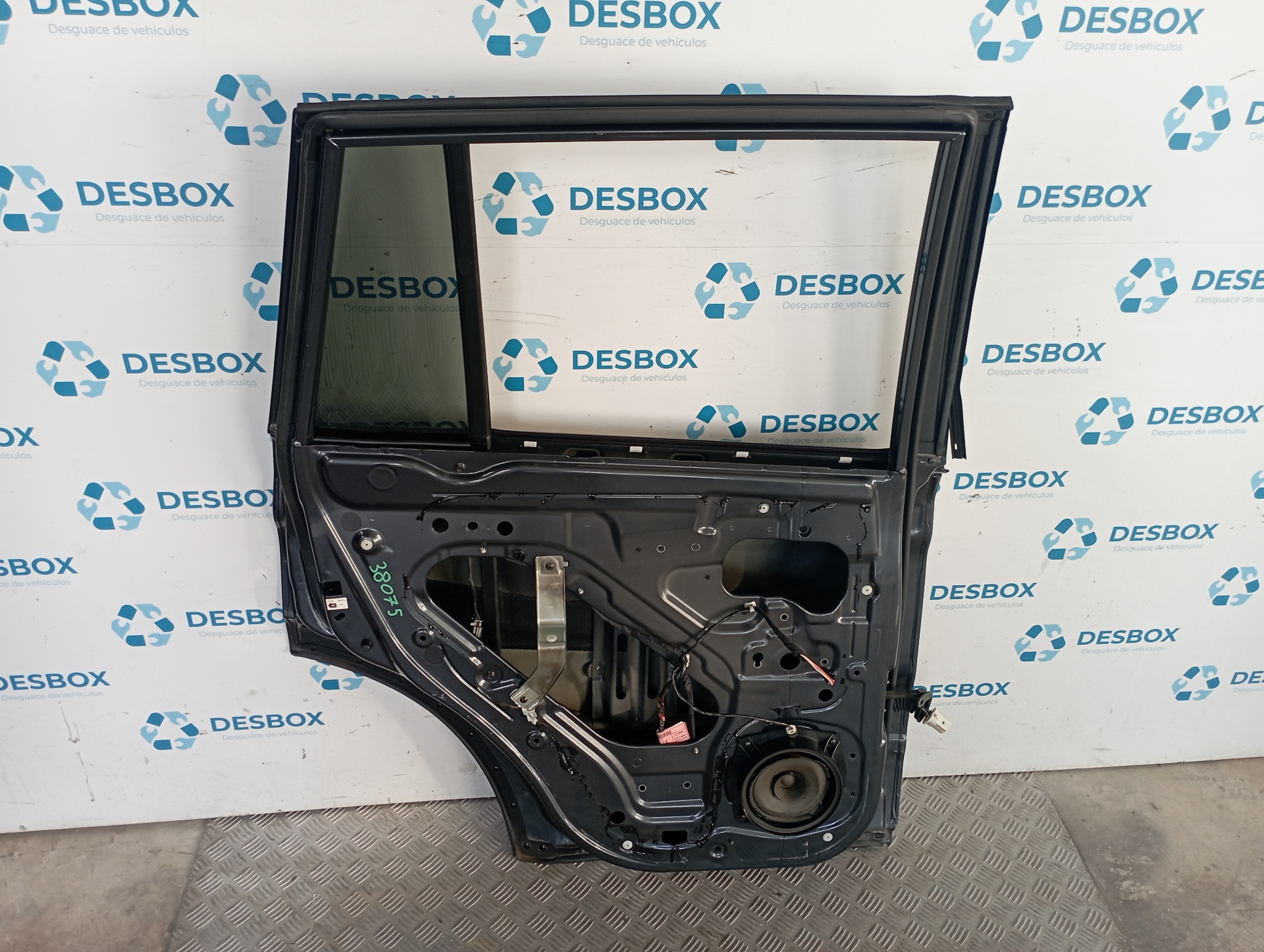 PUERTA TRASERA IZQUIERDA SSANGYONG KYRON - vista 4