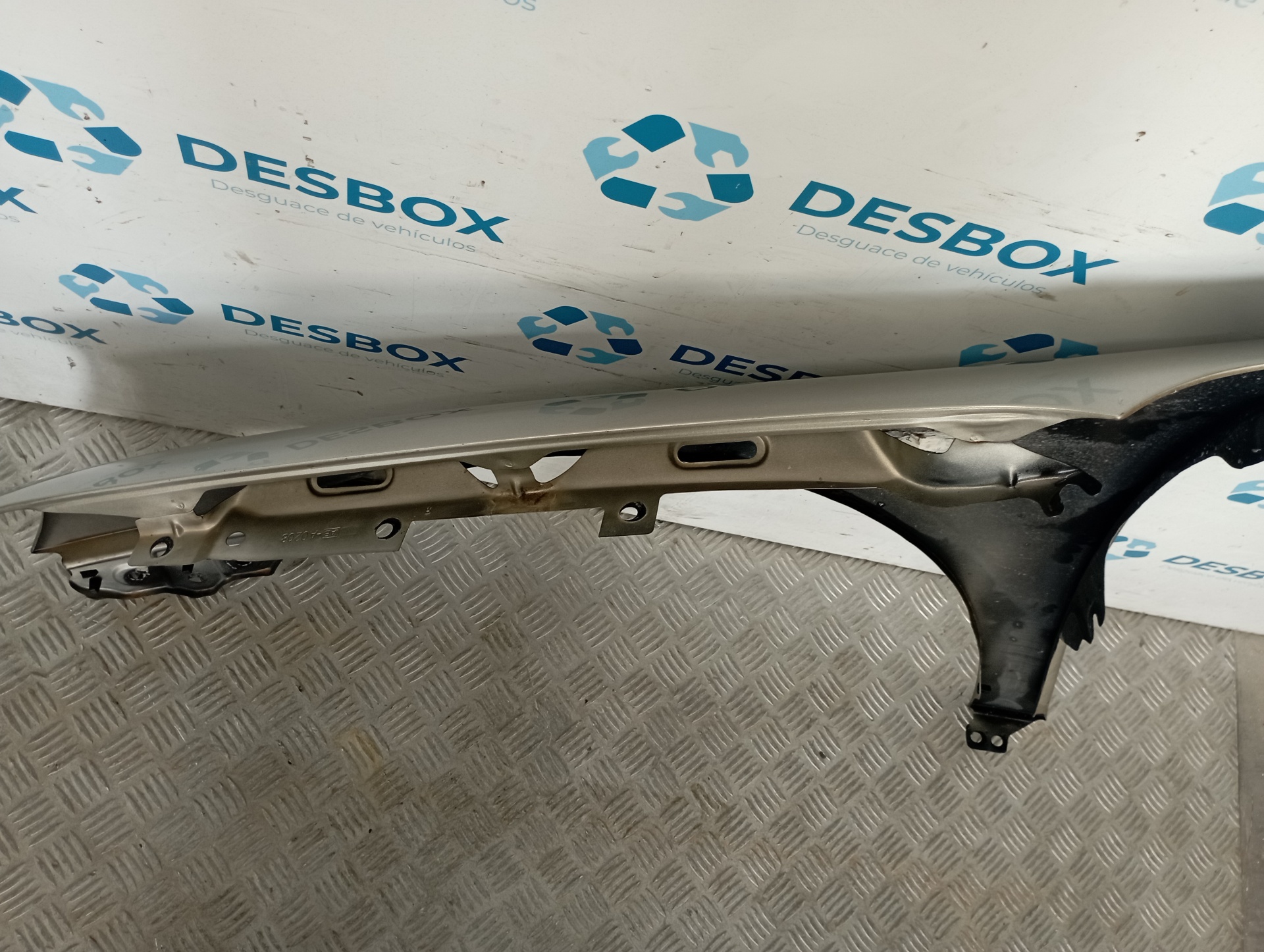 ALETA DELANTERA DERECHA VOLKSWAGEN JETTA (1K2) - vista 3