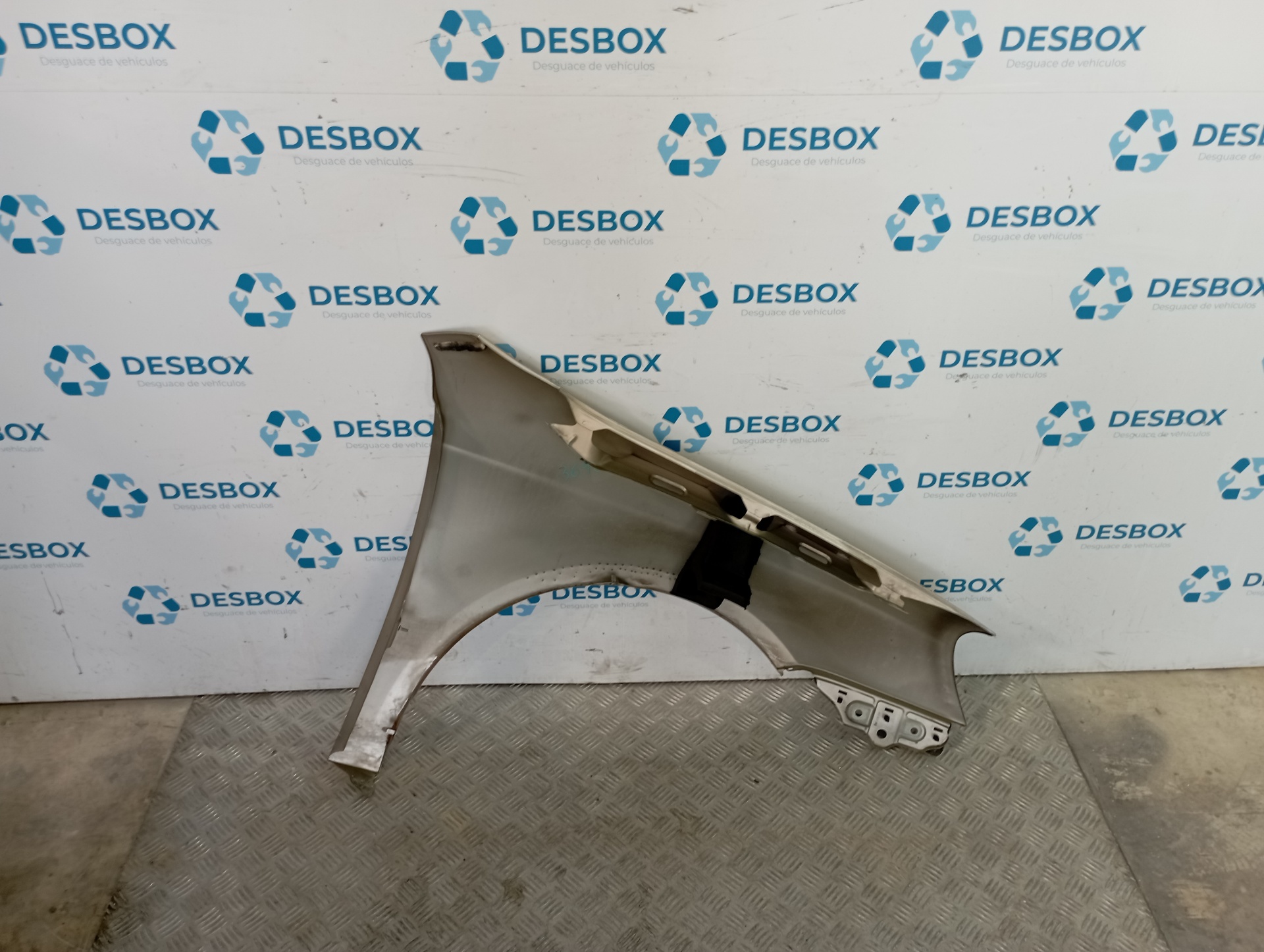 ALETA DELANTERA IZQUIERDA VOLKSWAGEN JETTA (1K2) - vista 5
