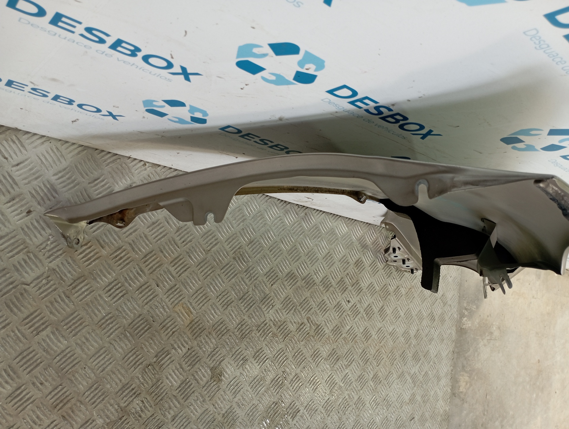 ALETA DELANTERA IZQUIERDA VOLKSWAGEN JETTA (1K2) - vista 4