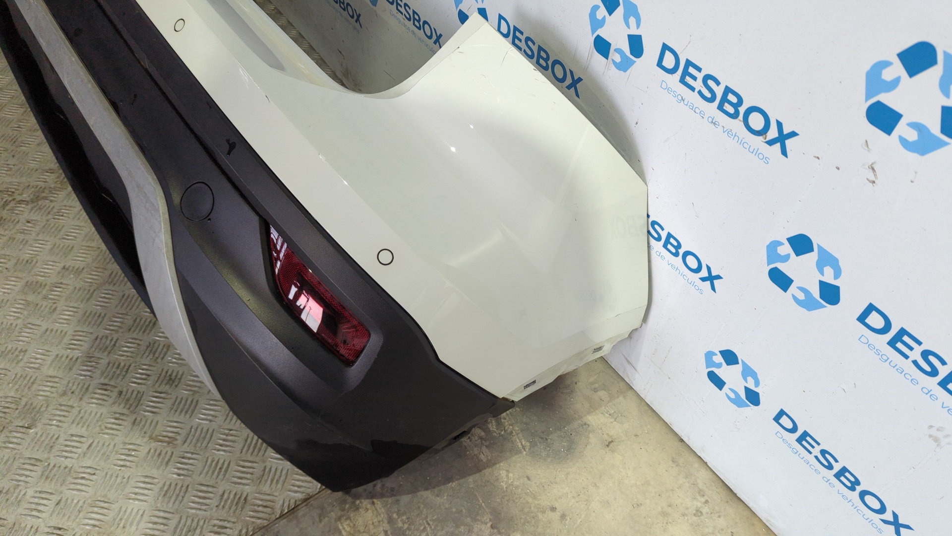 PARAGOLPES TRASERO VOLKSWAGEN T-CROSS (D31) - vista 6