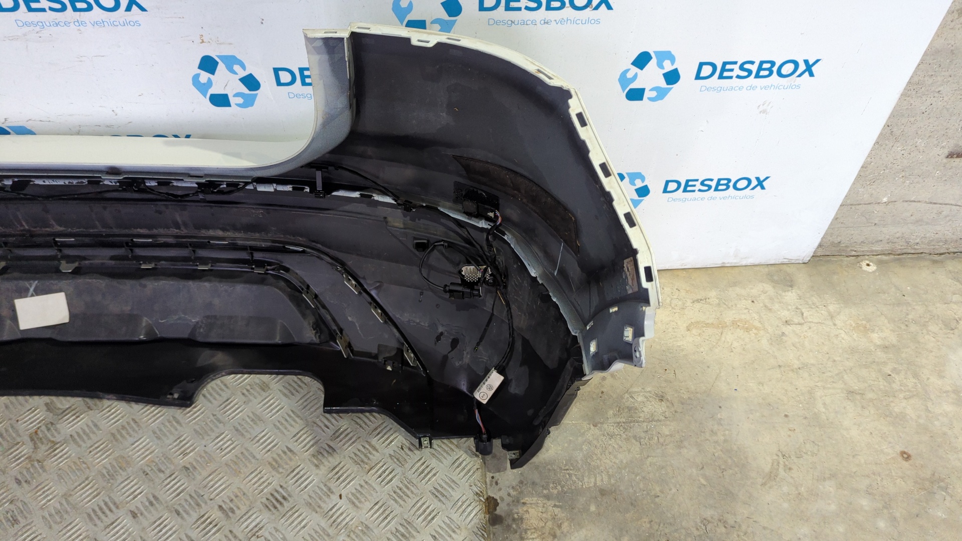 PARAGOLPES TRASERO VOLKSWAGEN T-CROSS (D31) - vista 2