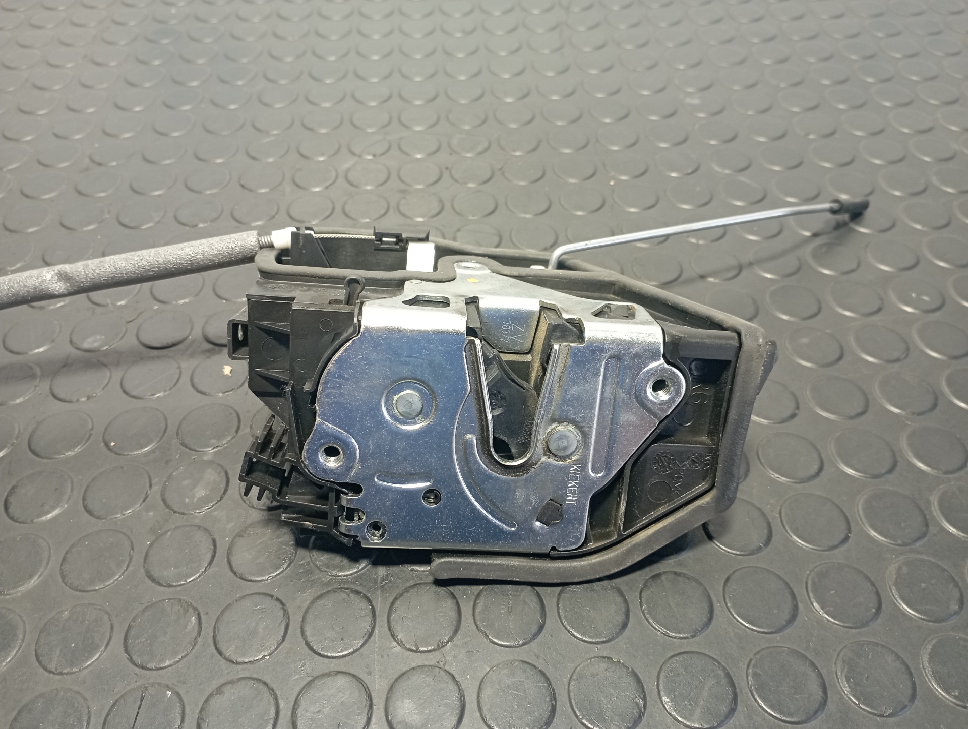 CERRADURA PUERTA TRASERA DERECHA BMW SERIE 3 LIM. (F30) - vista 3