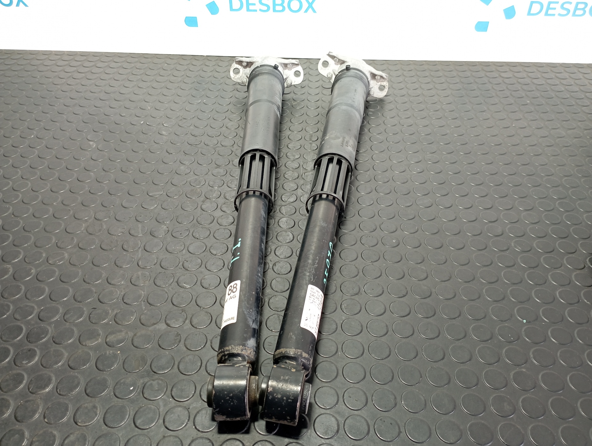 JUEGO AMORTIGUADORES TRASERO VOLKSWAGEN GOLF VII LIM. (5G1) - vista 5