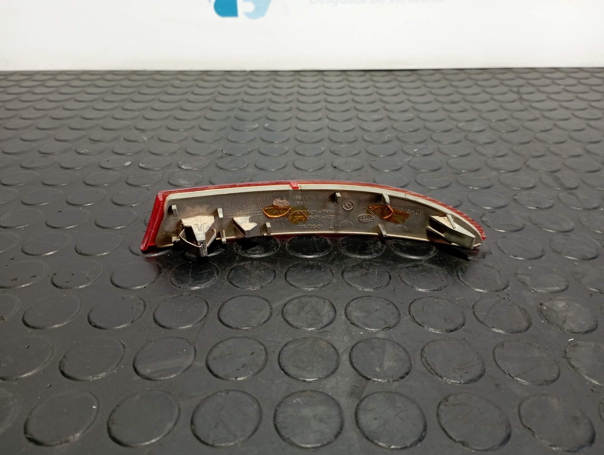 PILOTO TRASERO IZQUIERDO PARAGOLPES BMW X3 (F25)