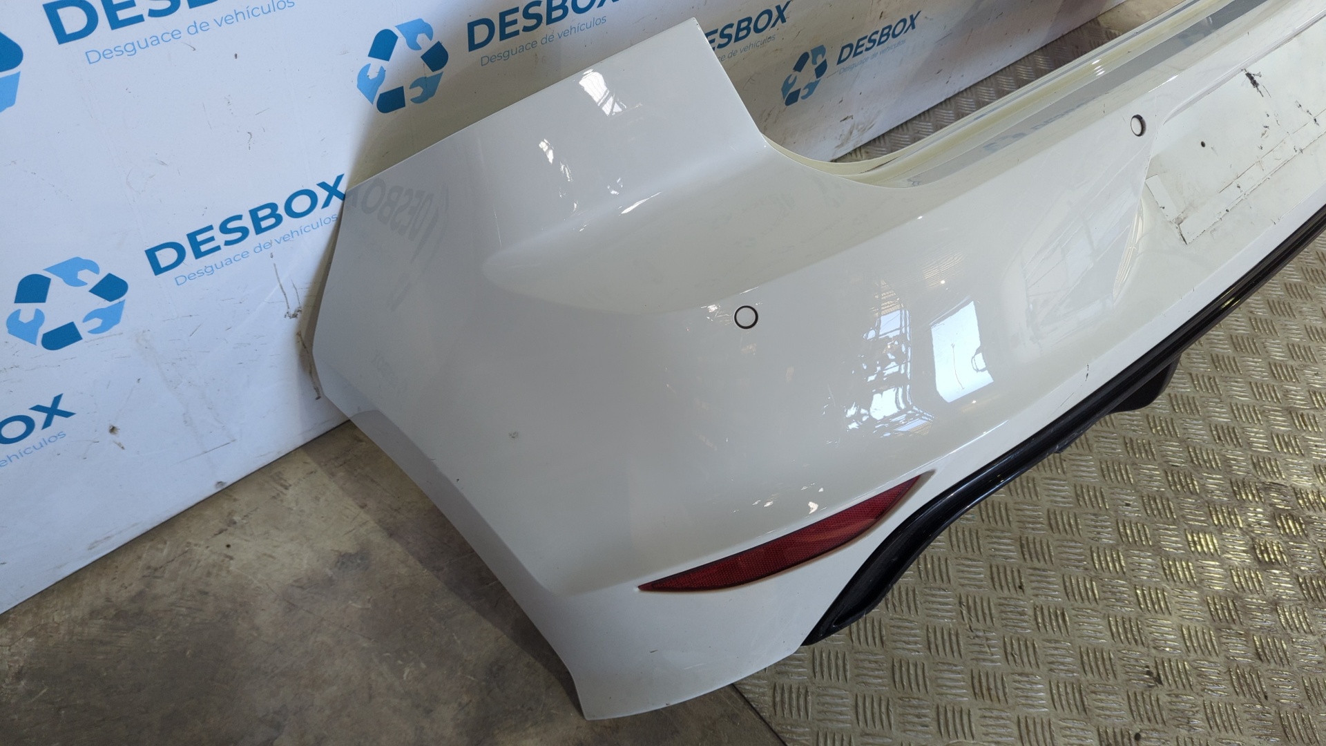 PARAGOLPES TRASERO VOLKSWAGEN GOLF VII LIM. (5G1) - vista 10