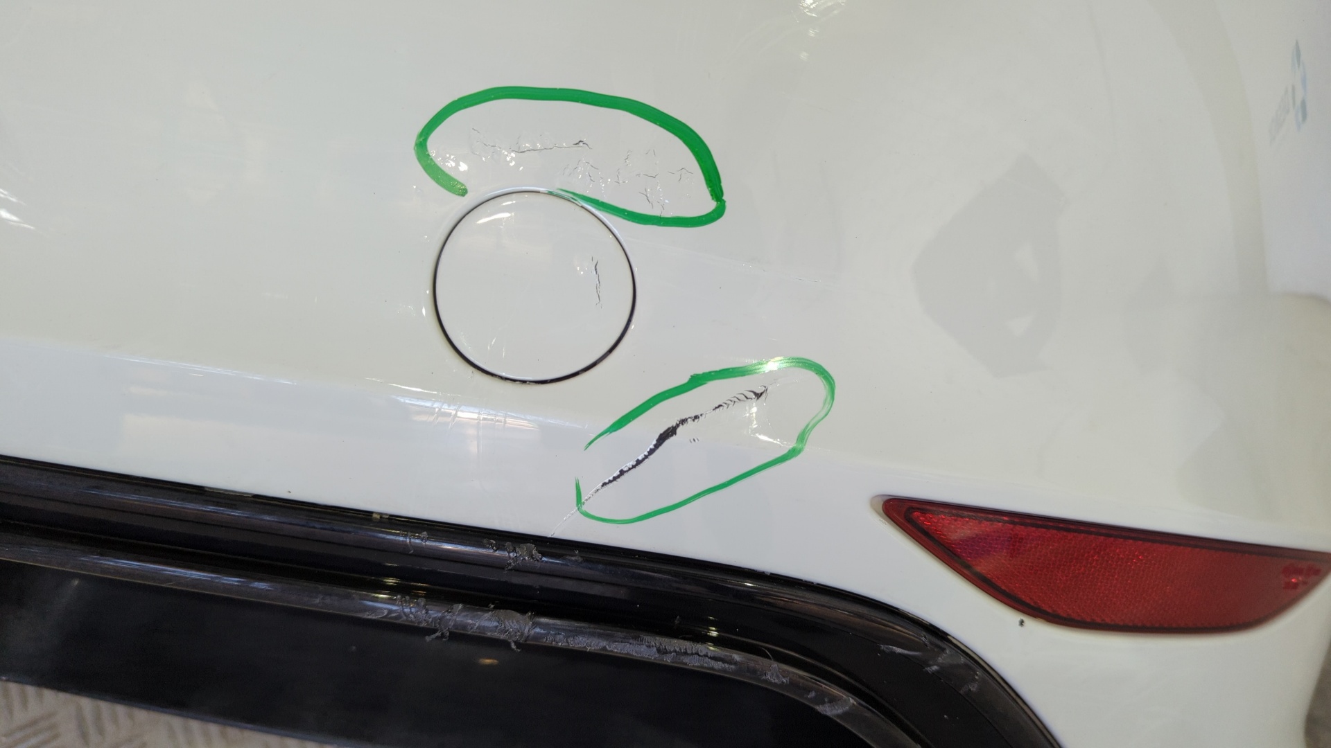 PARAGOLPES TRASERO VOLKSWAGEN GOLF VII LIM. (5G1) - vista 4