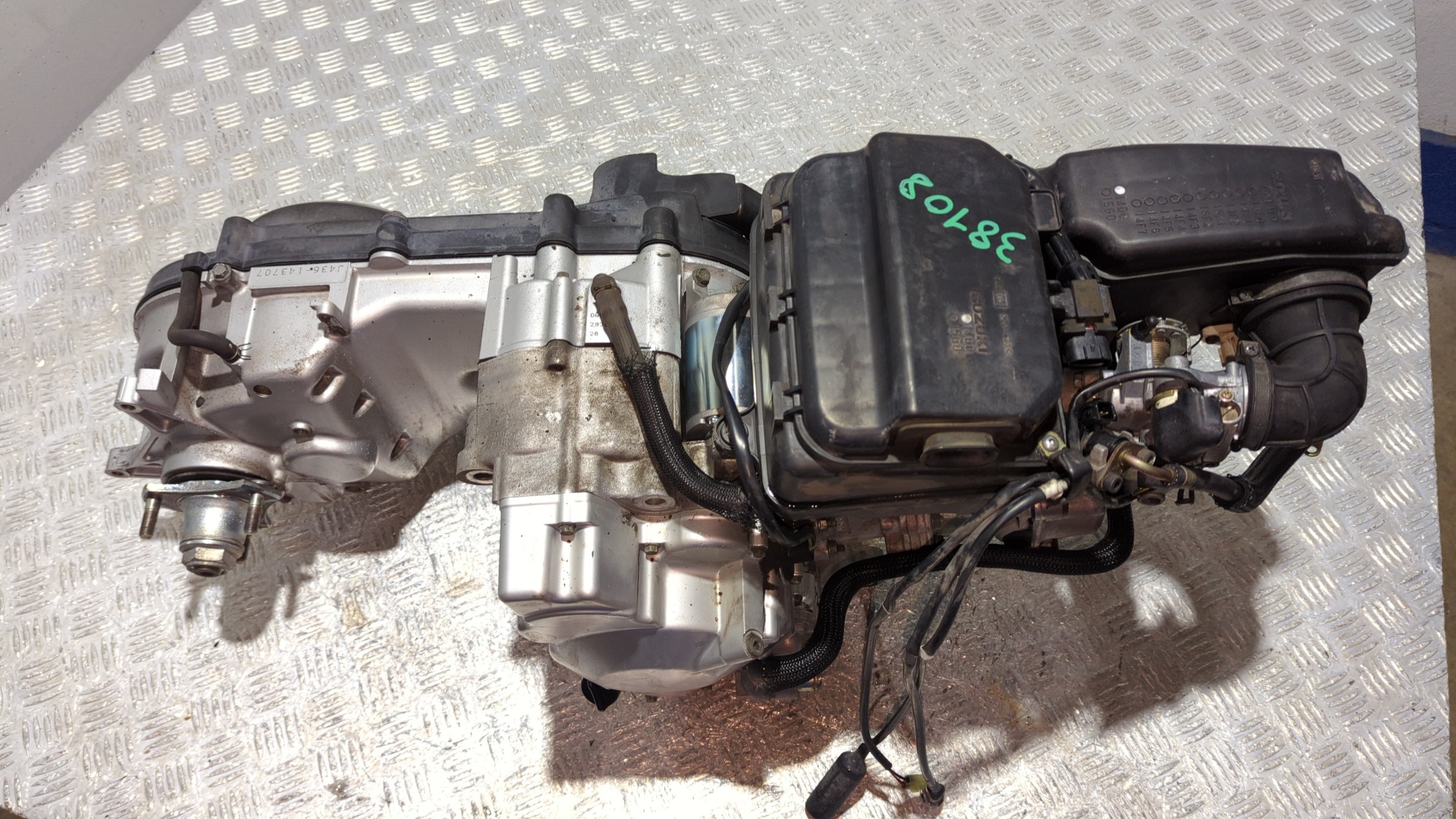 MOTOR  SUZUKI BURGMAN 200 / 250 - vista 2