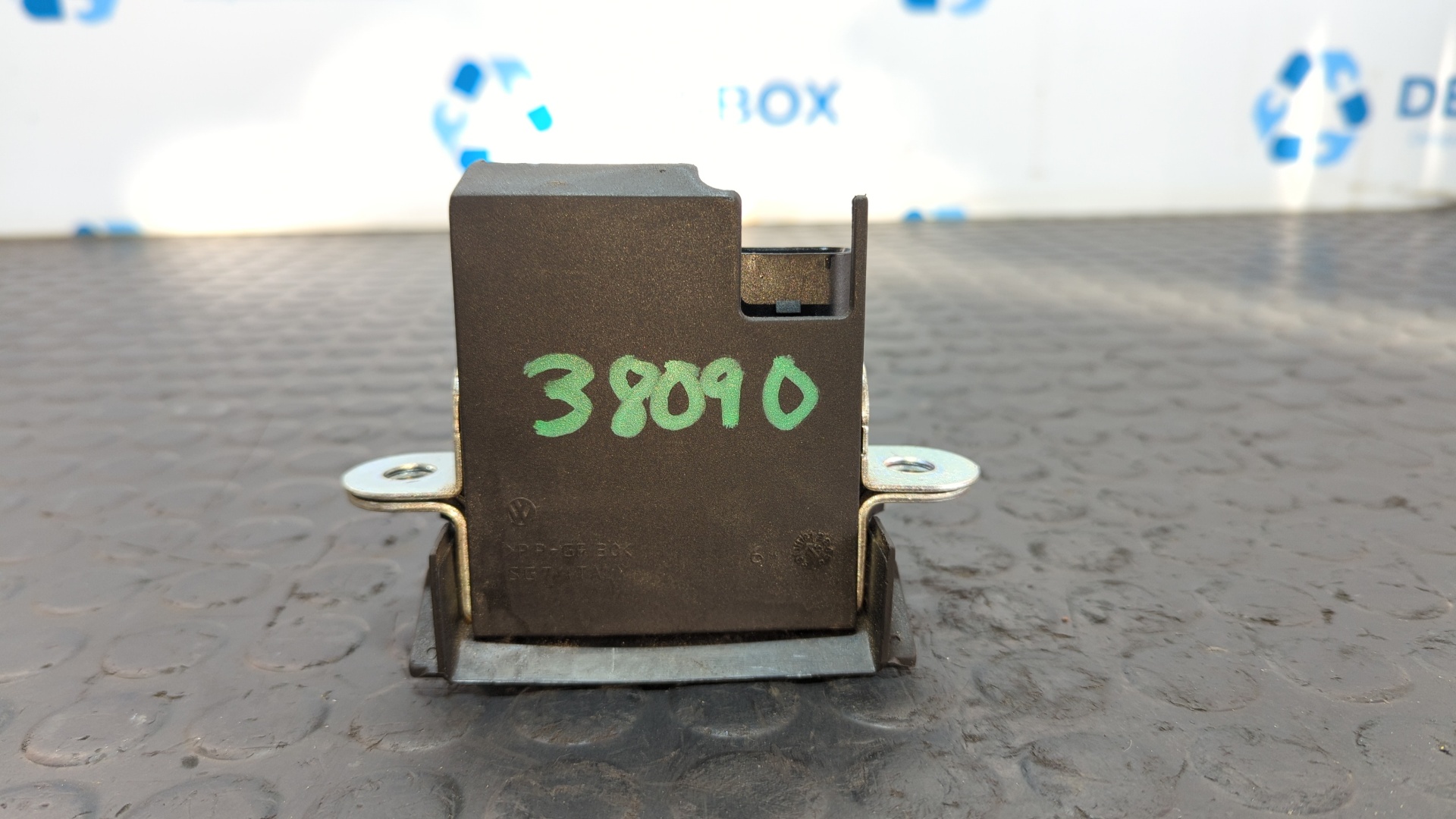 CERRADURA MALETERO / PORTON VOLKSWAGEN GOLF VII LIM. (5G1) - vista 3