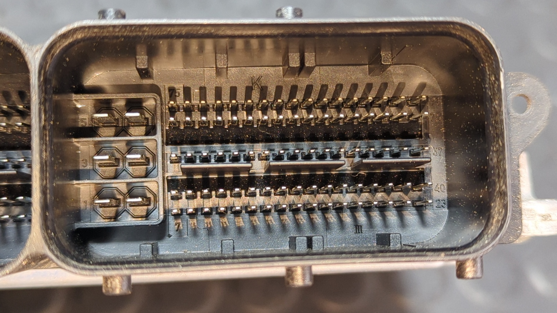 CENTRALITA MOTOR UCE VOLKSWAGEN GOLF VII LIM. (5G1) - vista 3