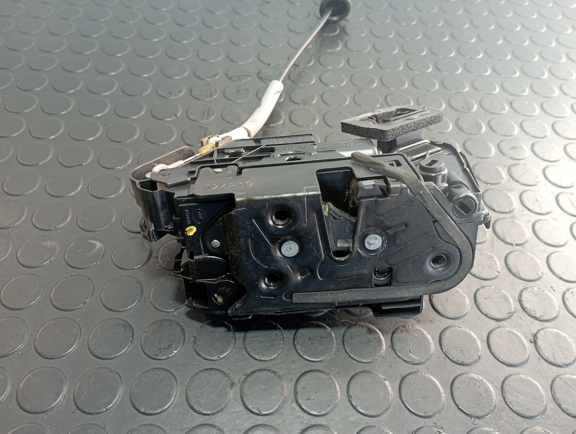 CERRADURA PUERTA TRASERA DERECHA VOLKSWAGEN TIGUAN - vista 3