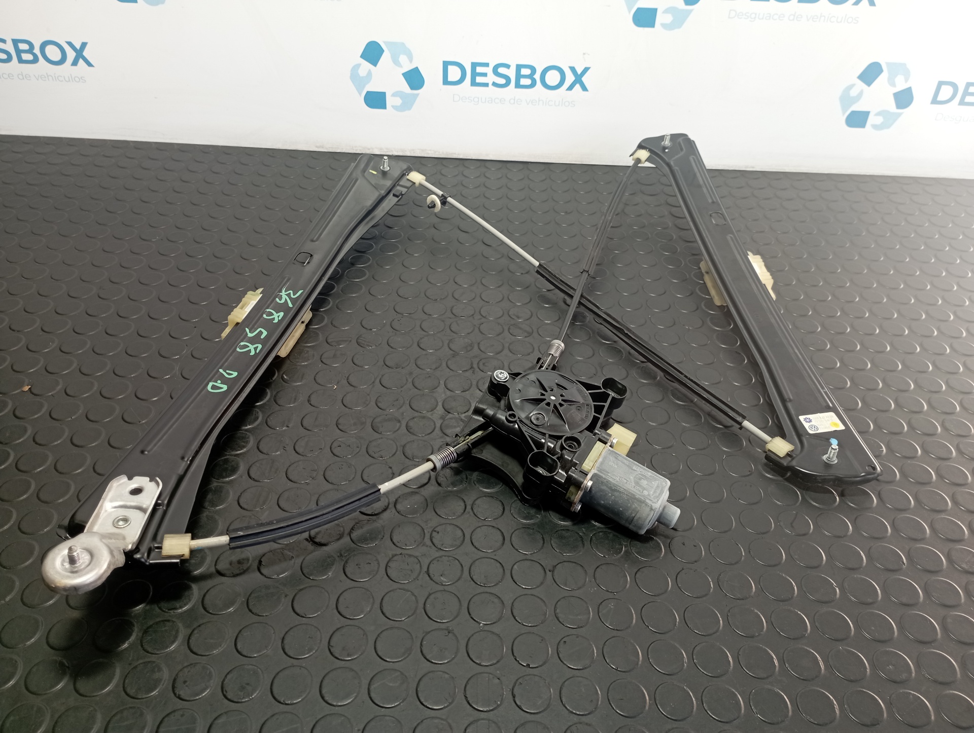 ELEVALUNAS DELANTERO DERECHO VOLKSWAGEN TIGUAN