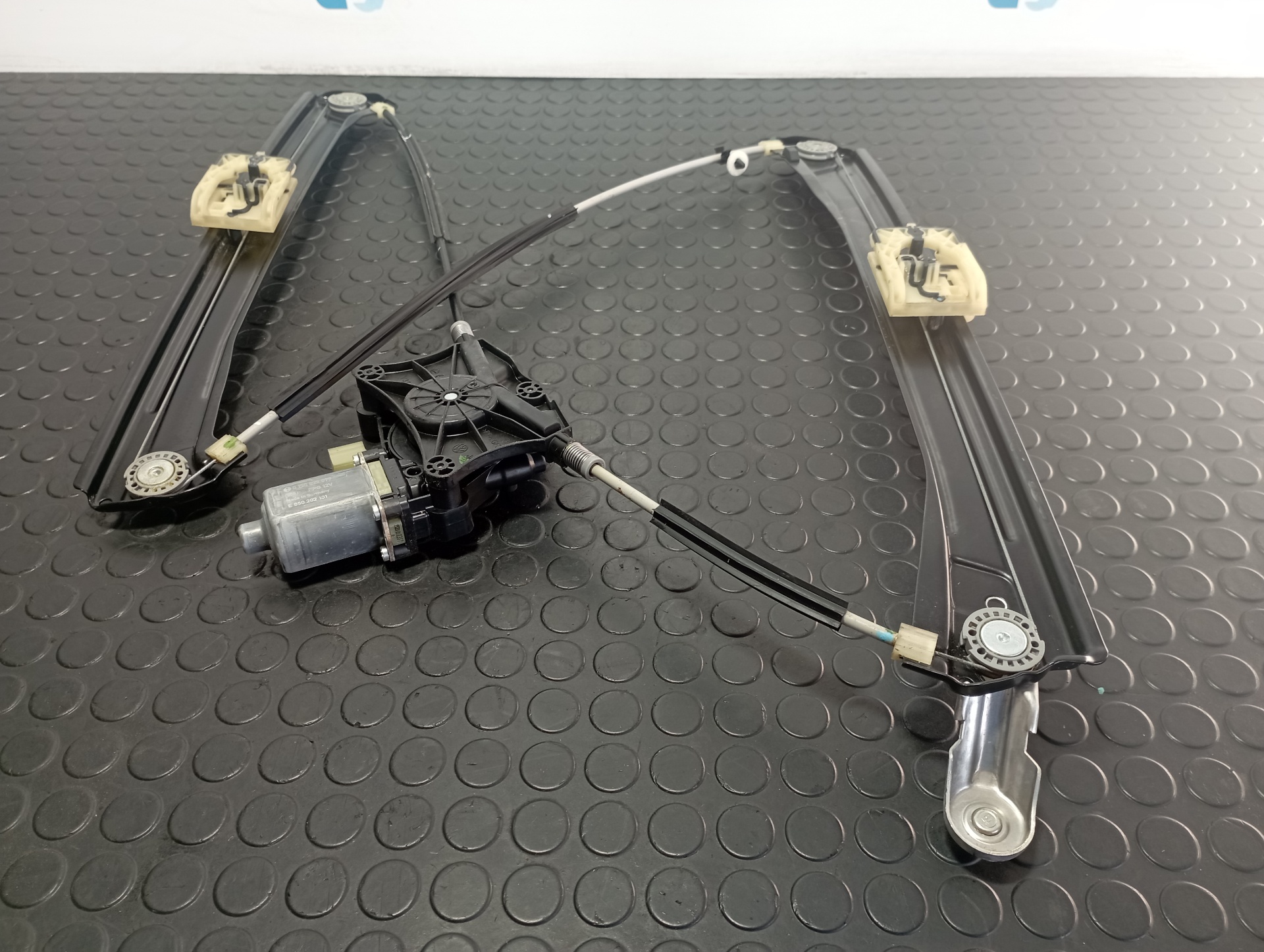 ELEVALUNAS DELANTERO DERECHO VOLKSWAGEN TIGUAN - vista 3