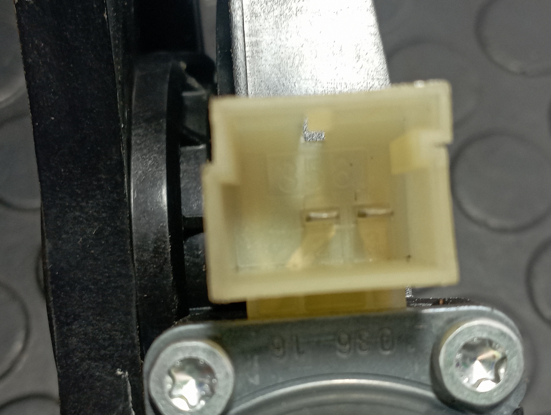 ELEVALUNAS DELANTERO DERECHO VOLKSWAGEN GOLF VII LIM. (5G1) - vista 3