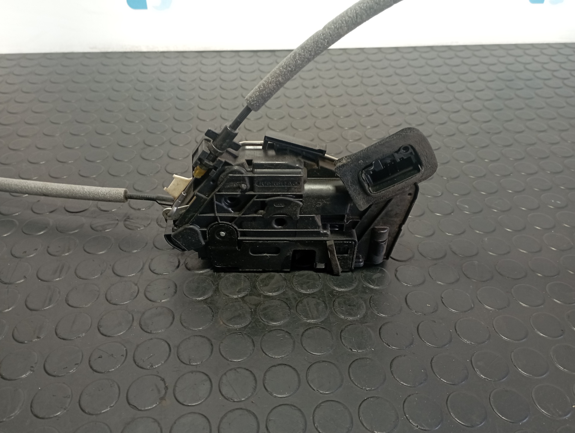 CERRADURA PUERTA DELANTERA DERECHA VOLKSWAGEN GOLF VII LIM. (5G1) - vista 2