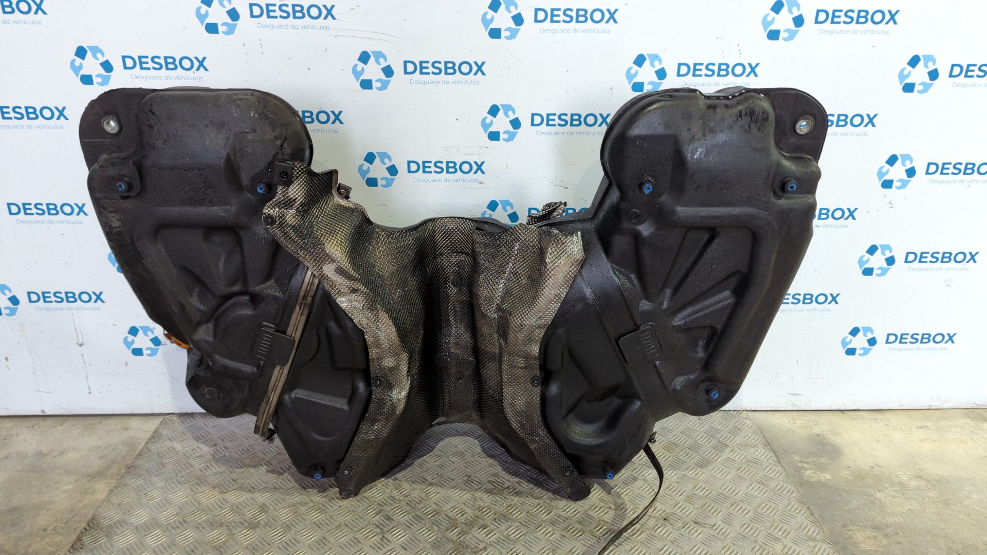 DEPOSITO COMBUSTIBLE MERCEDES-BENZ CLASE M (W164) - vista 2