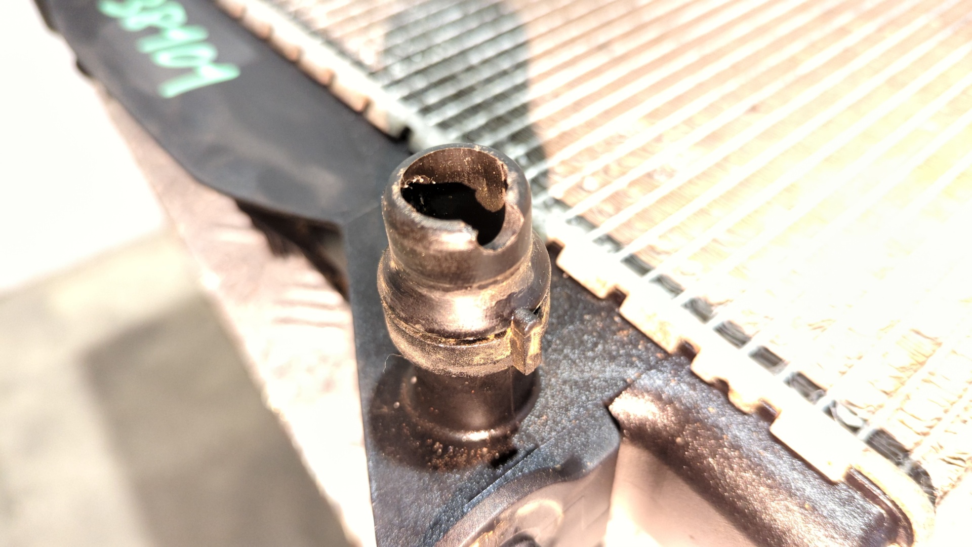 RADIADOR AGUA AUDI A4 CABRIO (8H) - vista 4