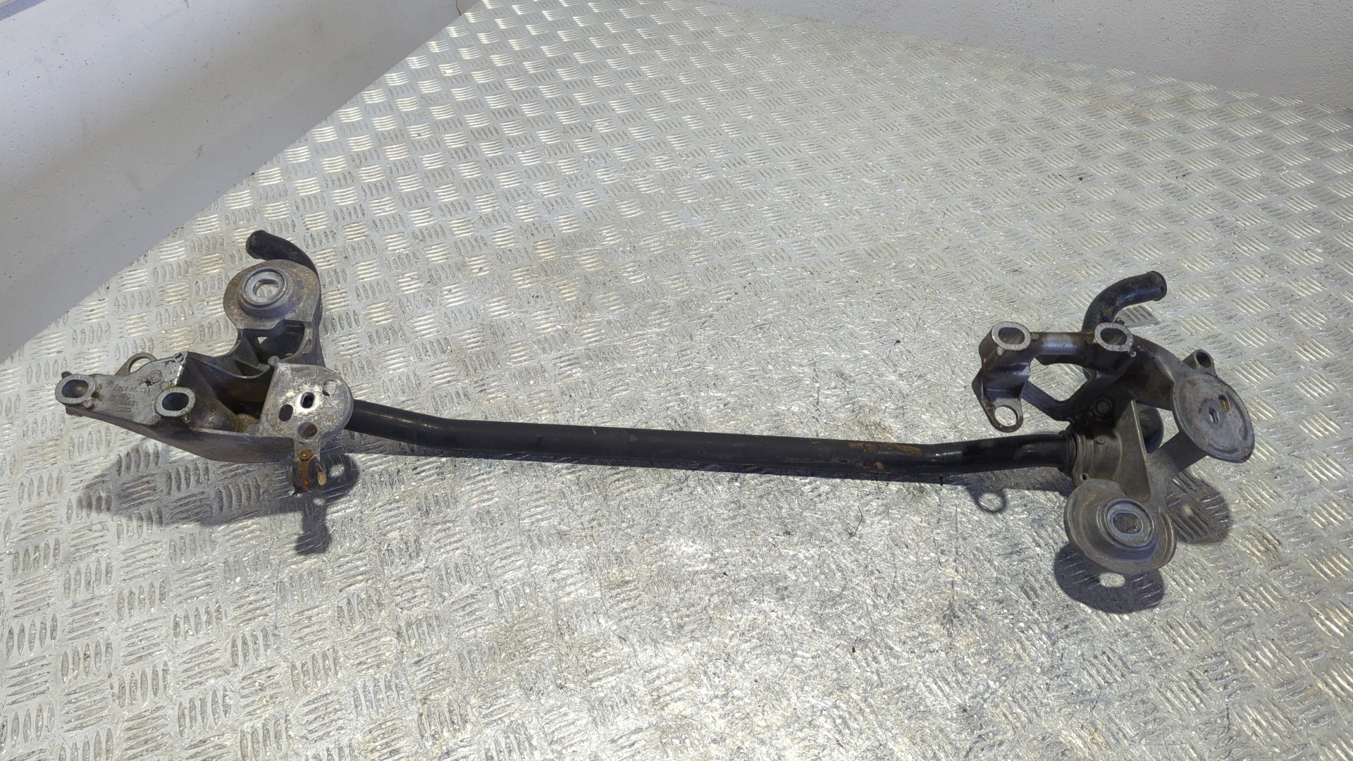 BARRA ESTABILIZADORA DELANTERA AUDI A4 CABRIO (8H) - vista 2