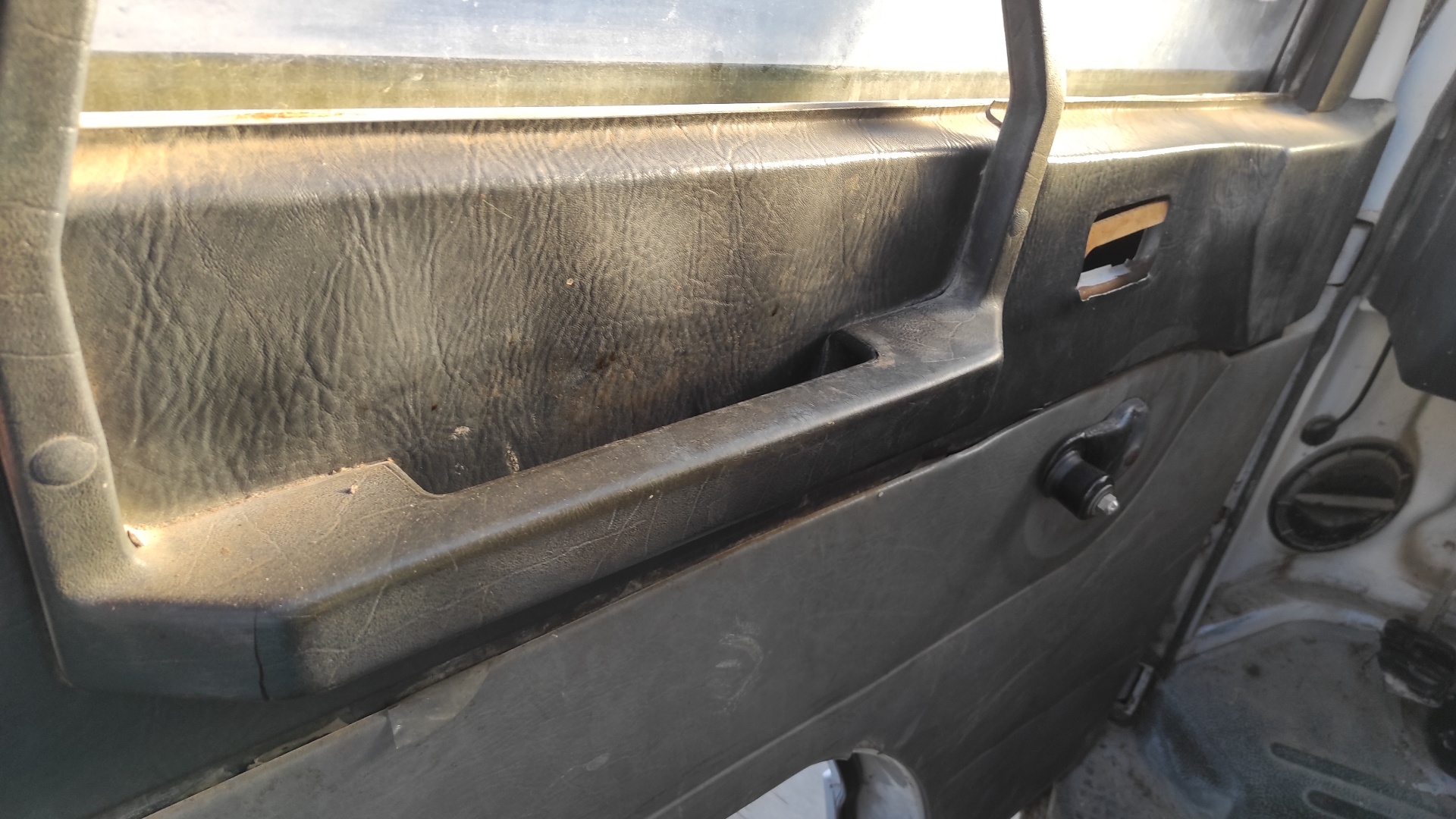 CONDENSADOR / RADIADOR  AIRE ACONDICIONADO MERCEDES-BENZ MB  - vista 8