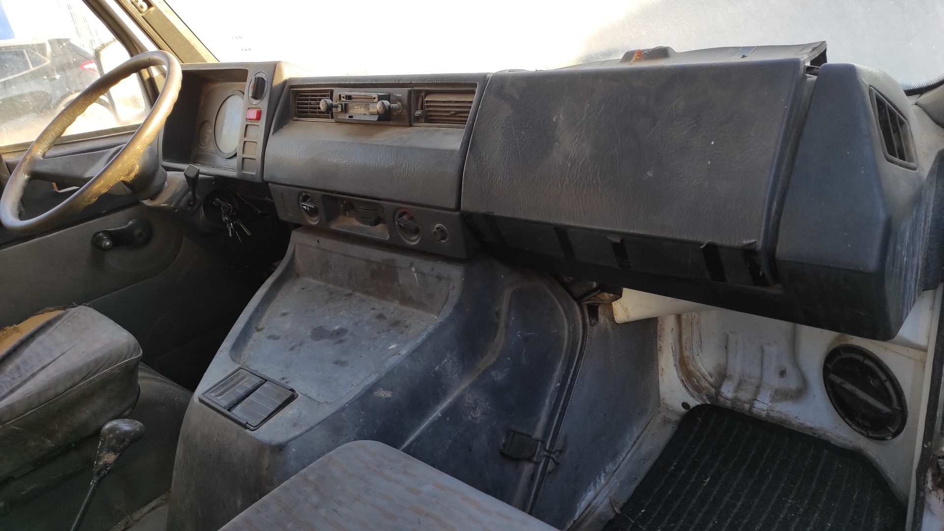 CONDENSADOR / RADIADOR  AIRE ACONDICIONADO MERCEDES-BENZ MB  - vista 7