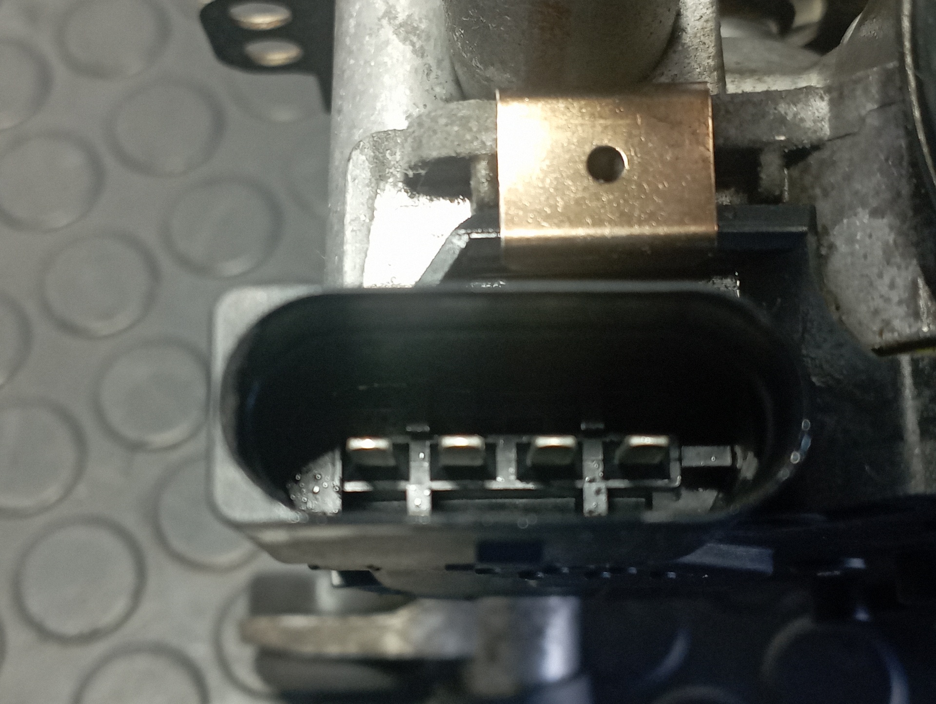 MOTOR LIMPIA DELANTERO VOLKSWAGEN GOLF VII LIM. (5G1) - vista 2