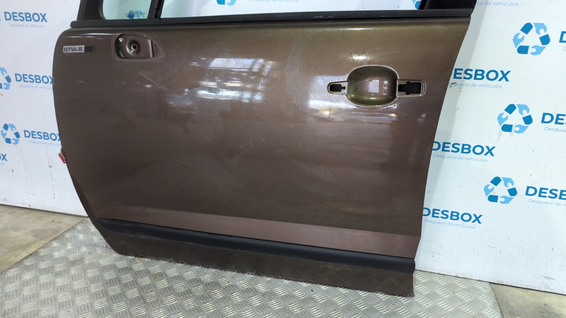 PUERTA DELANTERA IZQUIERDA PEUGEOT 3008 - vista 3