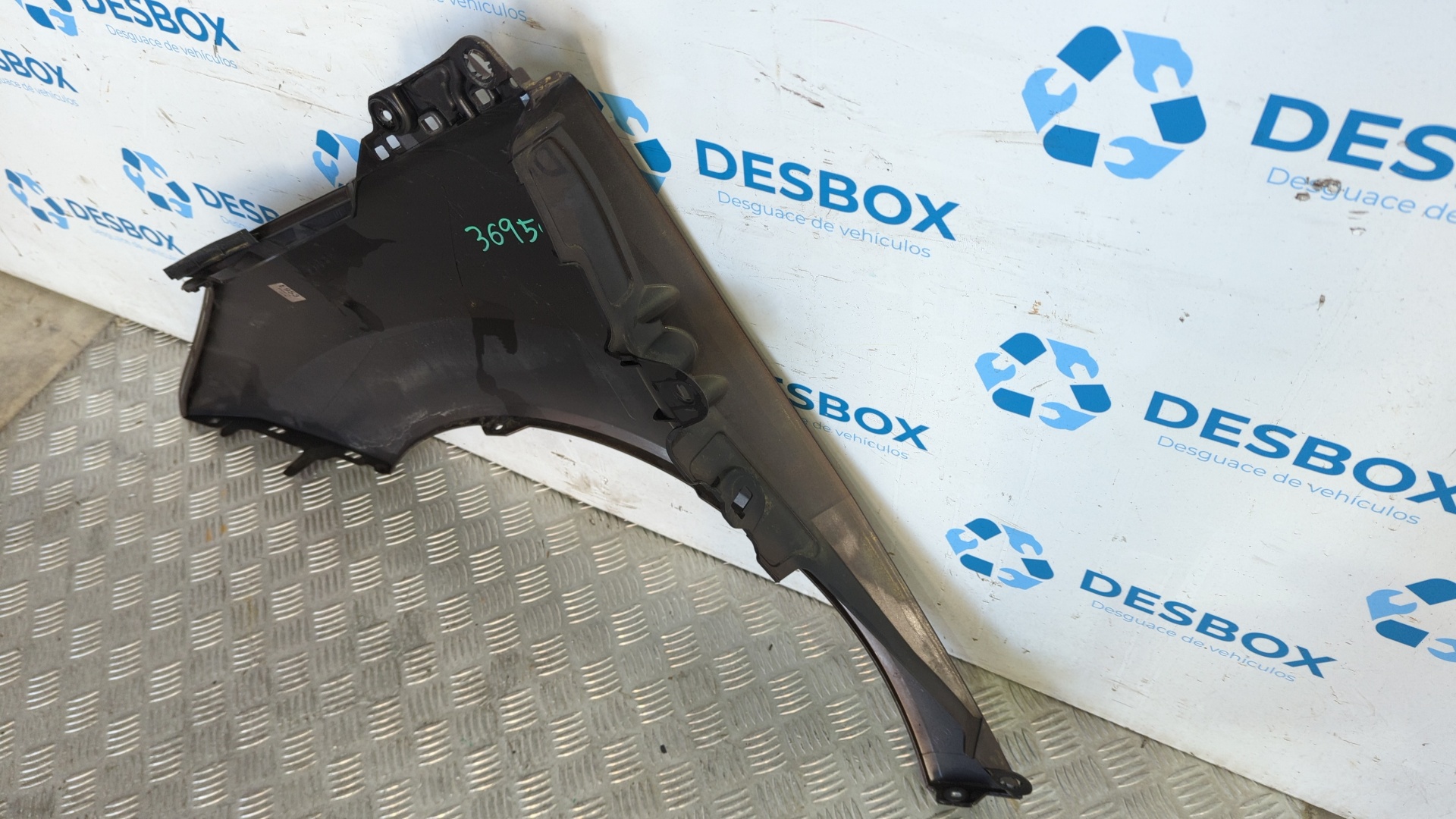 ALETA DELANTERA DERECHA PEUGEOT 3008 - vista 2