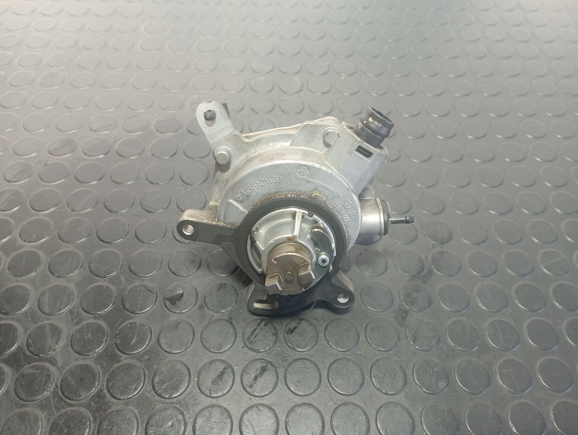 DEPRESOR FRENO / BOMBA VACIO FORD FIESTA (CCN) - vista 3