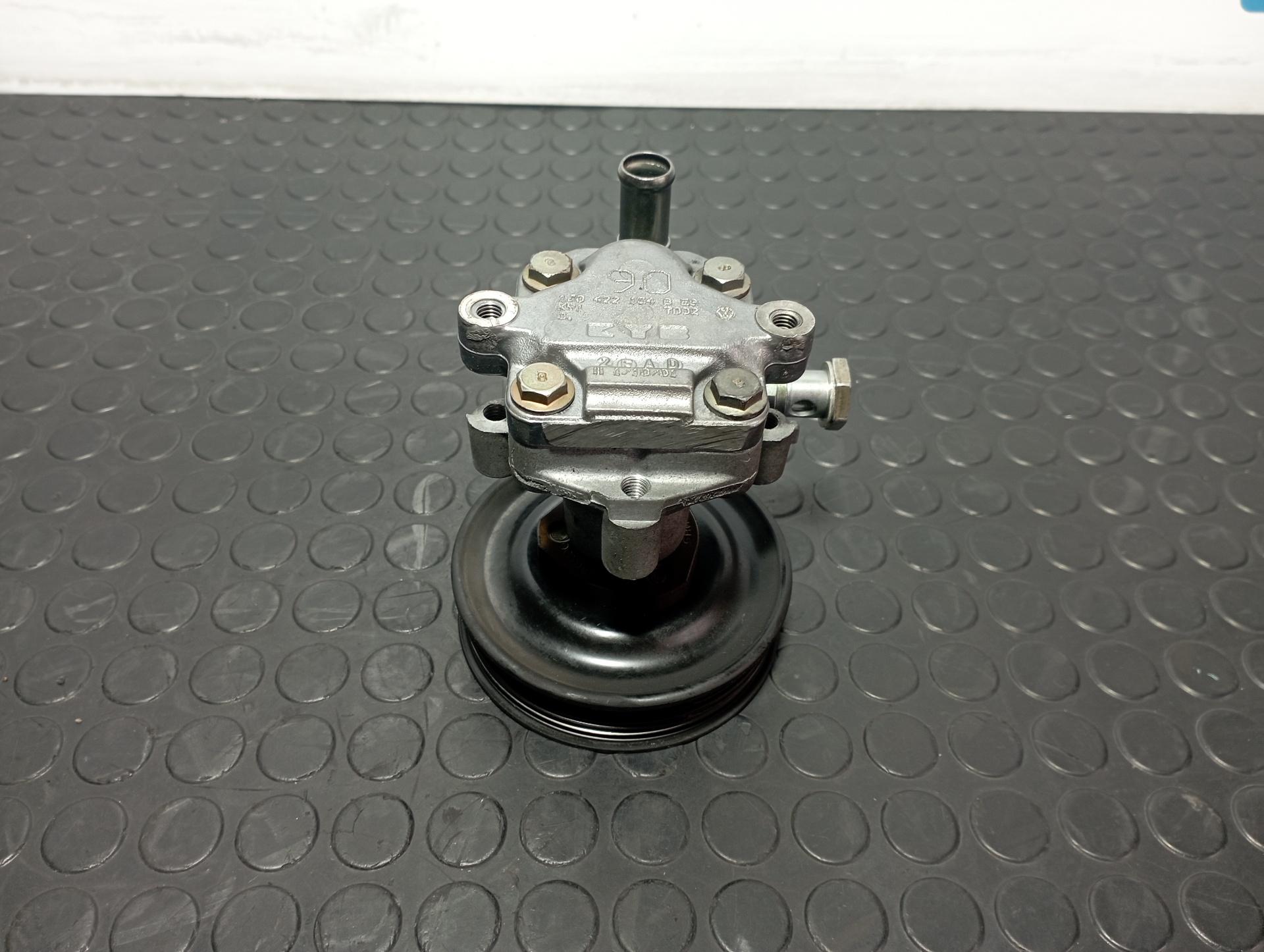 BOMBA DIRECCION VOLKSWAGEN BORA BERLINA (1J2) - vista 4