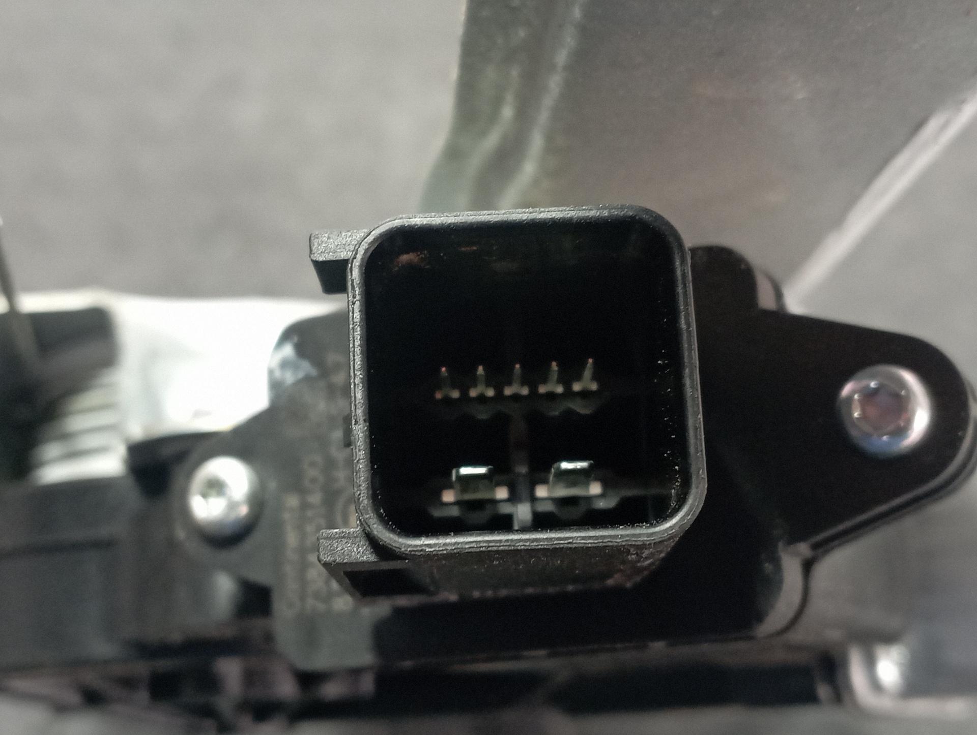 ELEVALUNAS TRASERO IZQUIERDO OPEL MOKKA X - vista 3