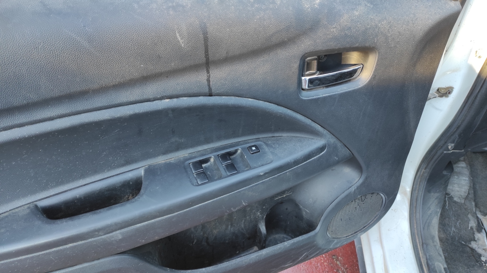 VALVULA EGR MITSUBISHI SPACE STAR (A00) - recambio desguace - vista 13